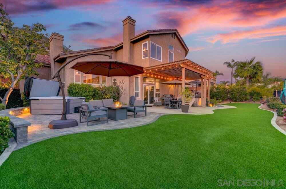 Rancho San Diego sold home — photo 14
