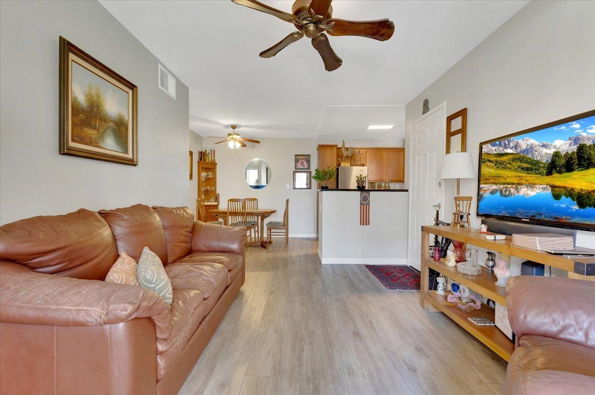 Rancho San Diego sold home — photo 3