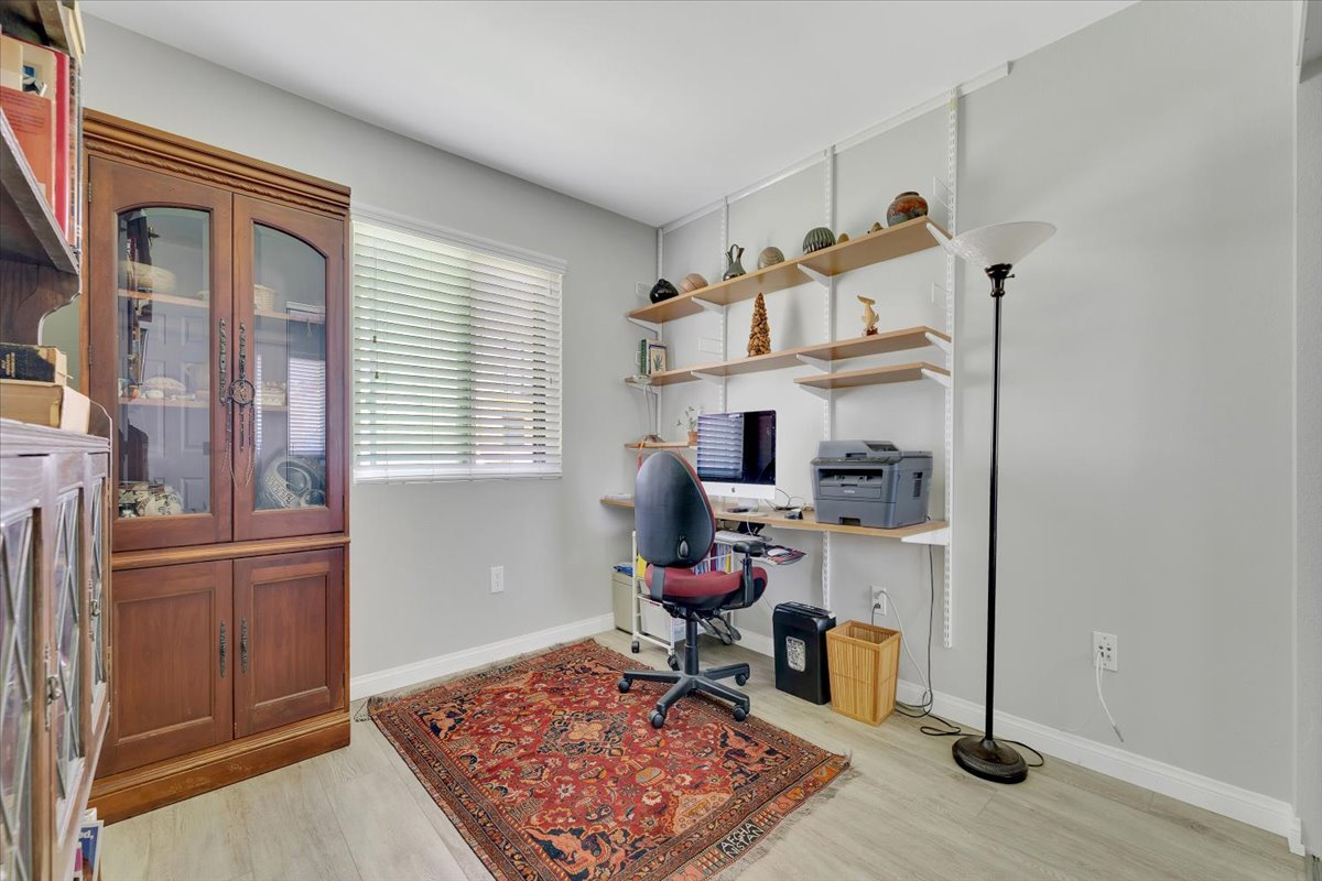 Rancho San Diego sold home — photo 9