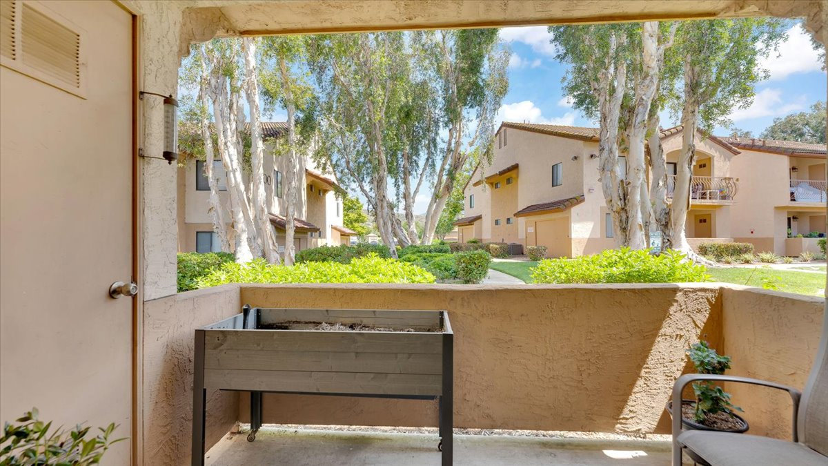 Rancho San Diego sold home — photo 12