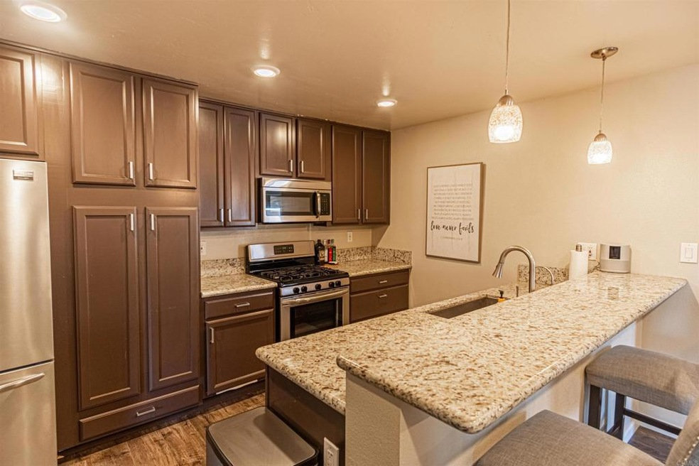 Santee sold home — photo 3