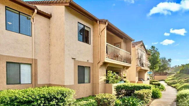 Paradise Hills sold home — photo 11
