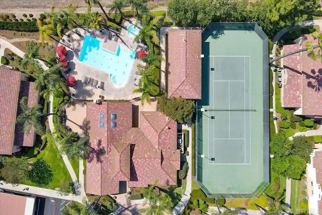 Paradise Hills sold home — photo 12