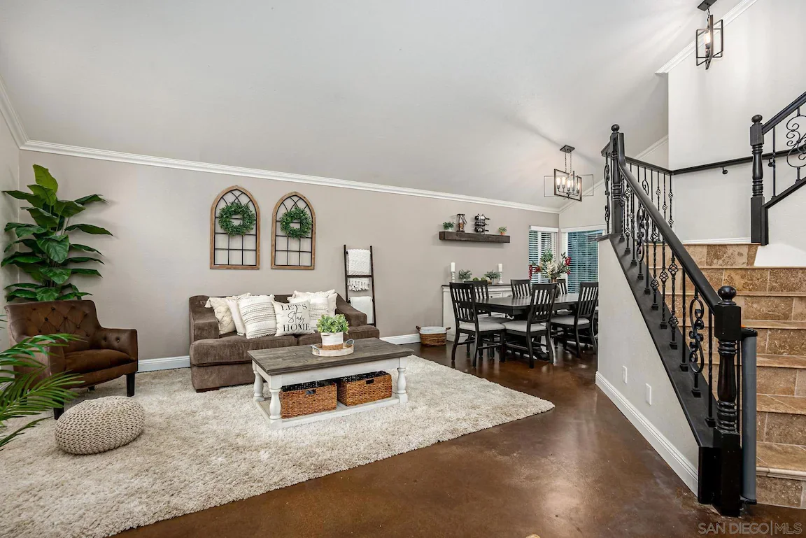 Murrieta sold home — photo 8