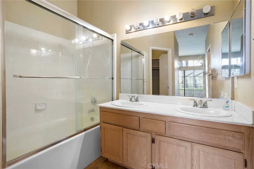 Lemon Grove sold home — photo 4