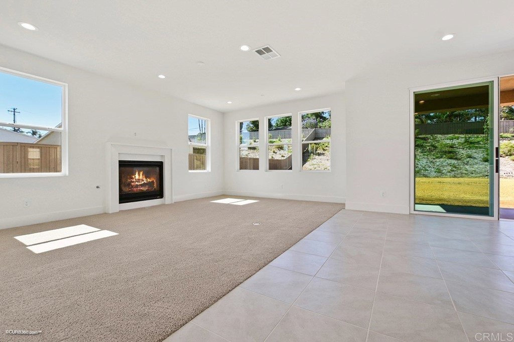 El Cajon sold home — photo 5