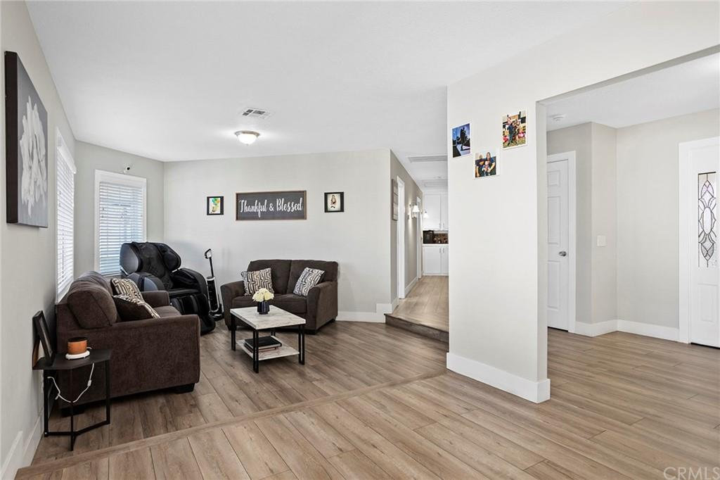 Hemet sold home — photo 3