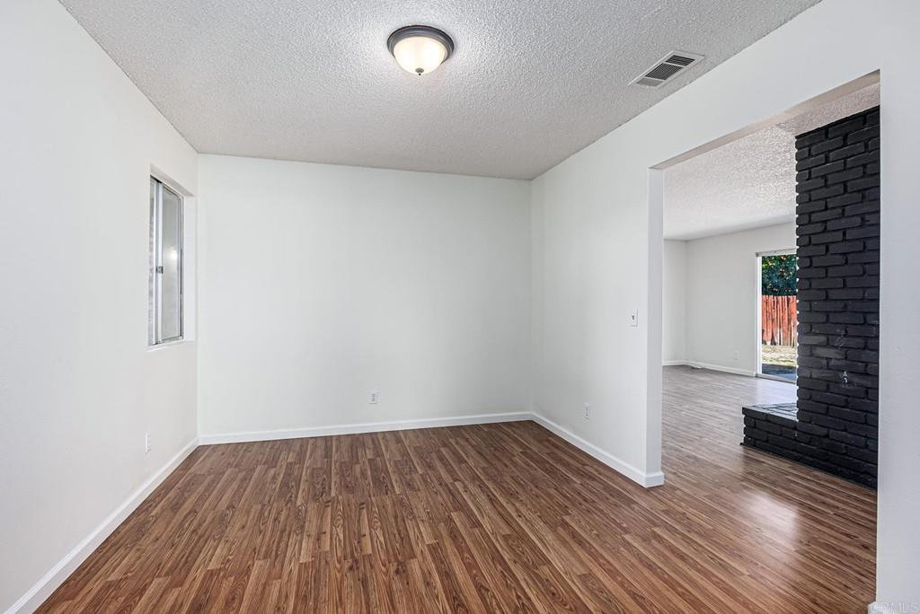 Hemet sold home — photo 7