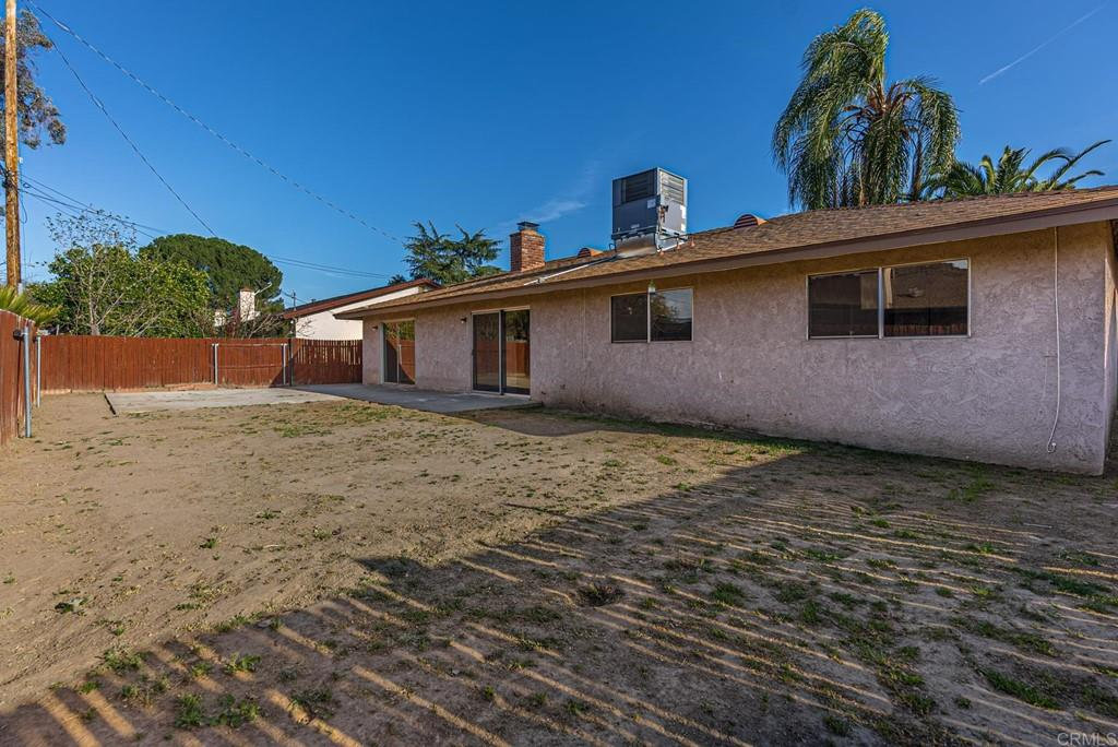 Hemet sold home — photo 8
