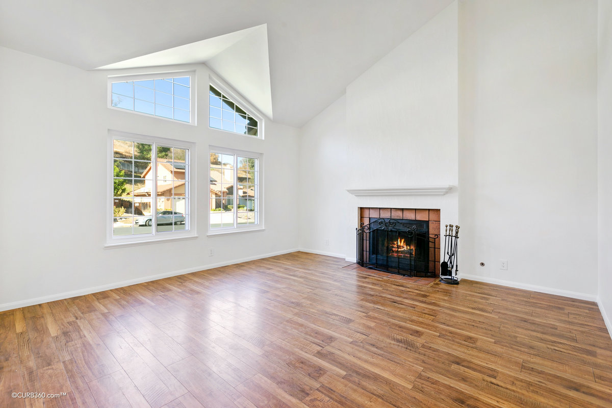 Lakeside sold home — photo 2